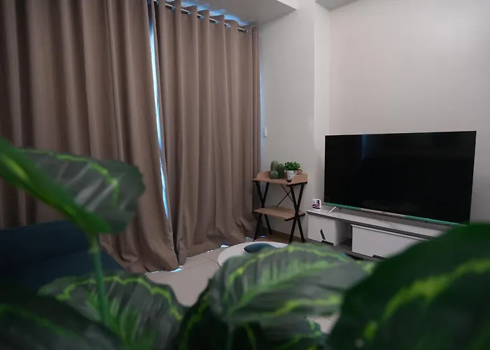 Modern 3br Near Okada With Wifi And Pool Access Apartamento Manila